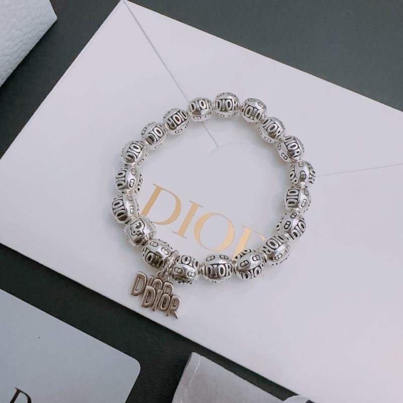 chr1st1an D10r bracelets